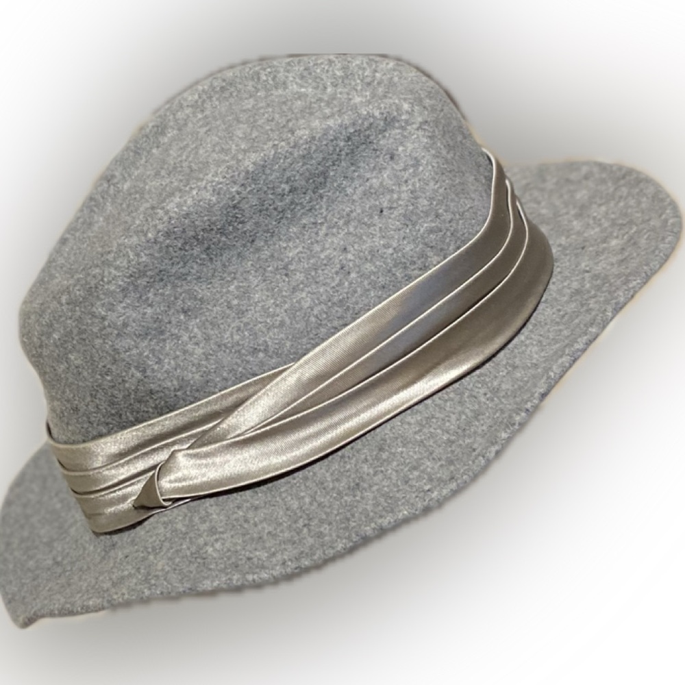 NWOT  Unisex wool fedora hat with decorative satin trim & 2” brim, Size:…